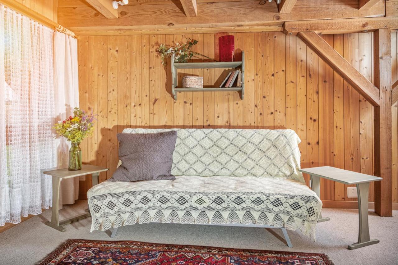 Bnb Deheimelig Huttwil ภายนอก รูปภาพ