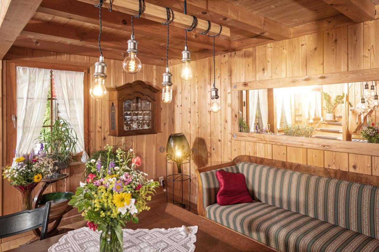Bnb Deheimelig Huttwil ภายนอก รูปภาพ
